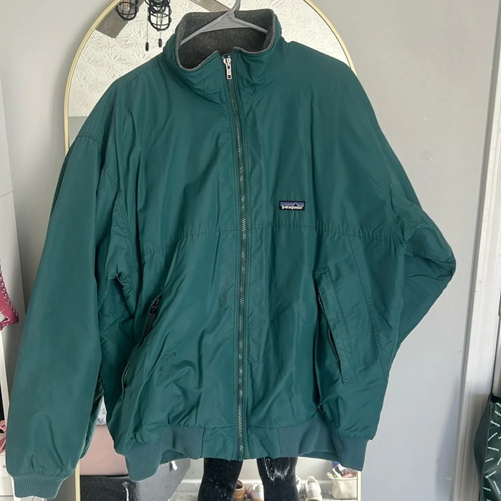 Patagonia XL green jacket - Picture 1 of 2